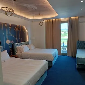 Hotel Greek House, Neos Marmaras